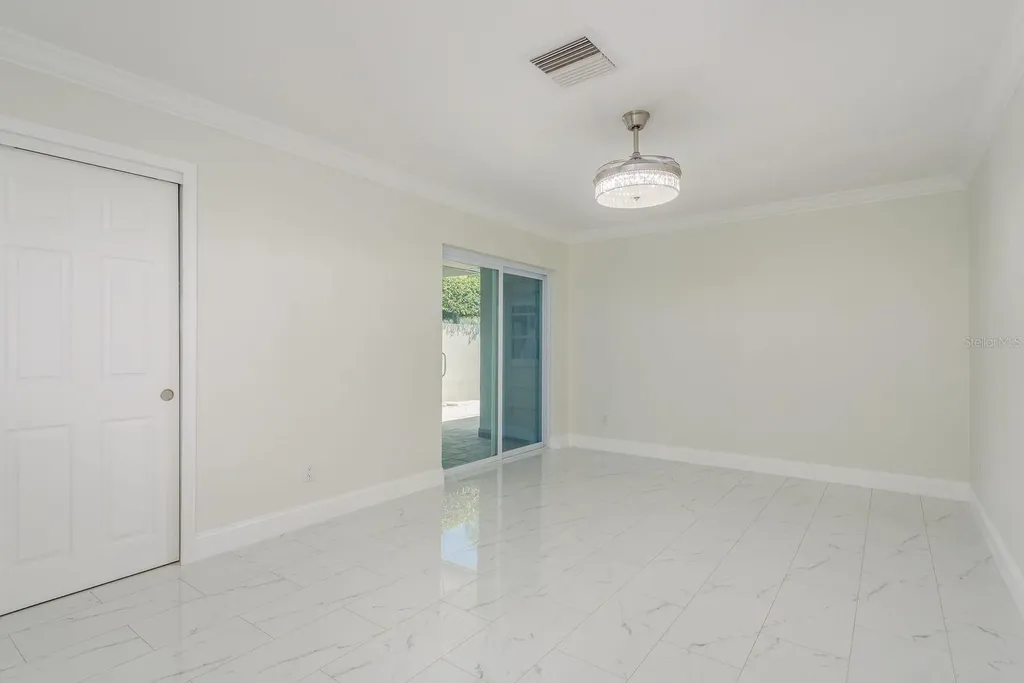 417 E Boca Ciega Point Boulevard N St Petersburg FL 33708