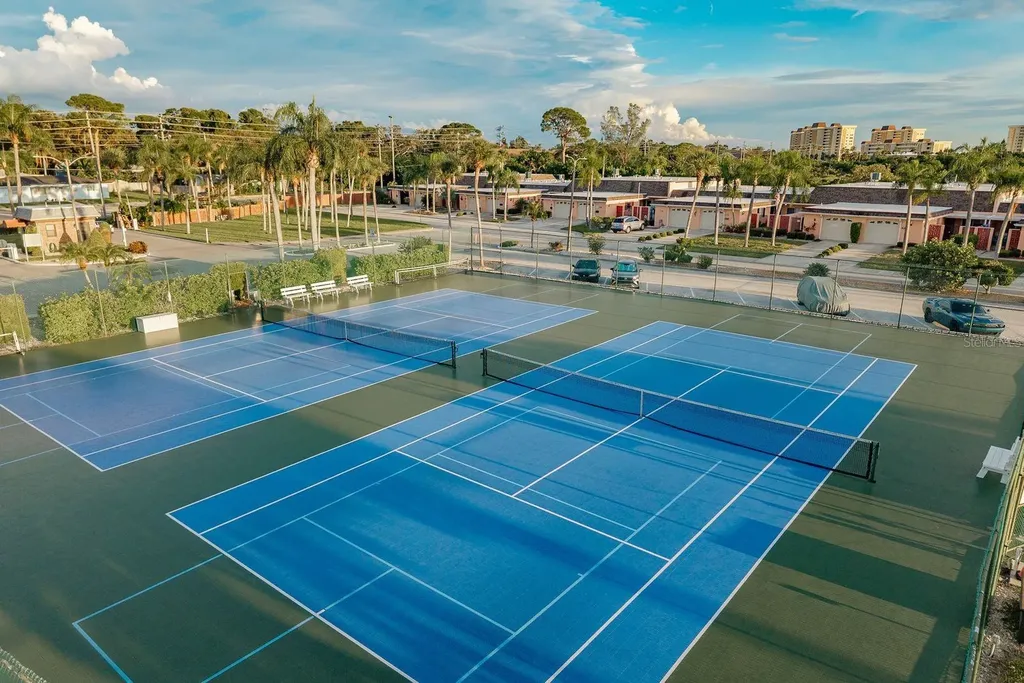 417 E Boca Ciega Point Boulevard N St Petersburg FL 33708