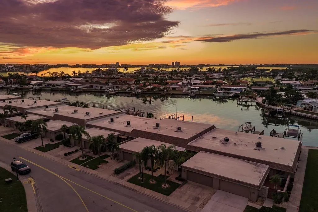 417 E Boca Ciega Point Boulevard N St Petersburg FL 33708