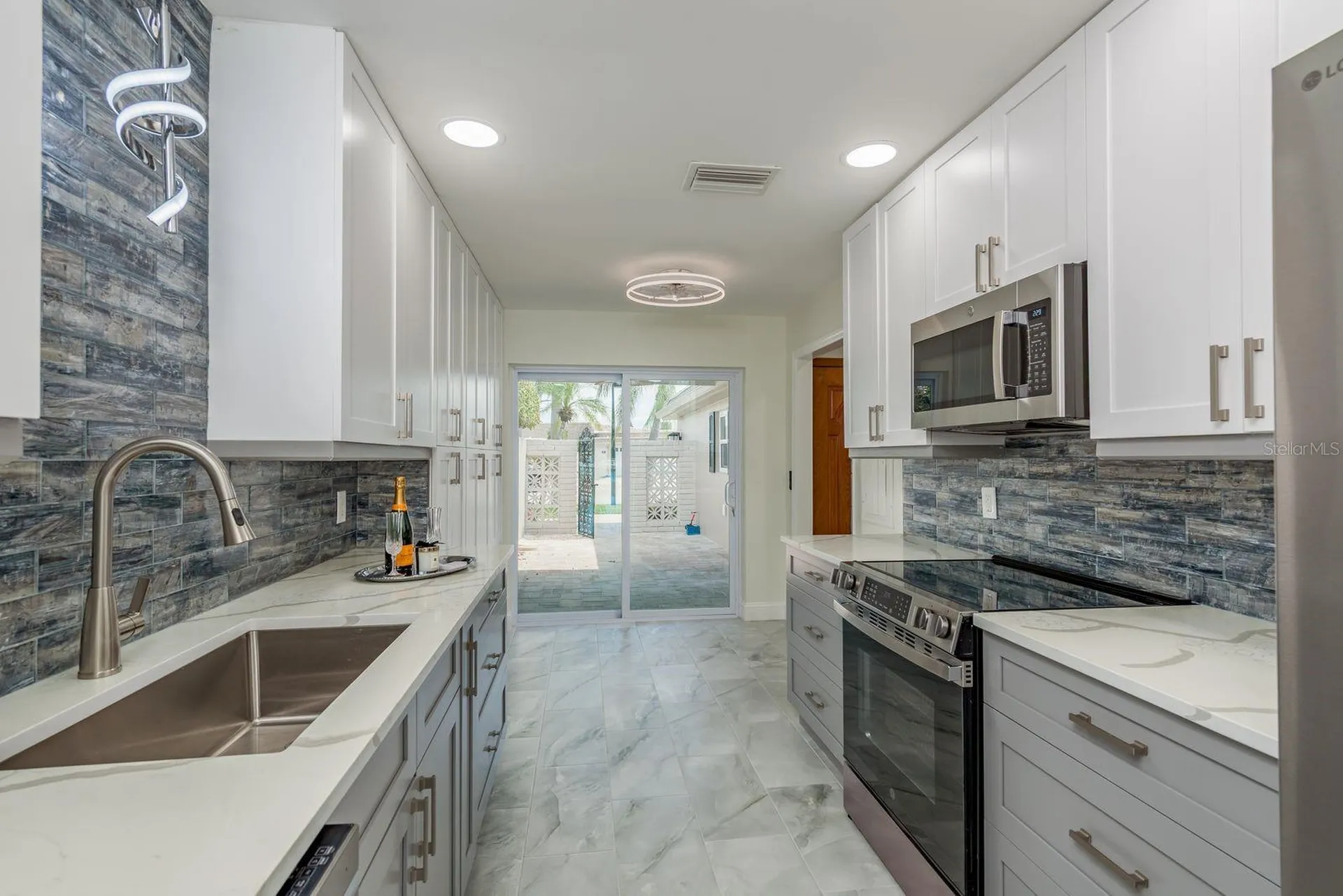 417 E Boca Ciega Point Boulevard N St Petersburg FL 33708