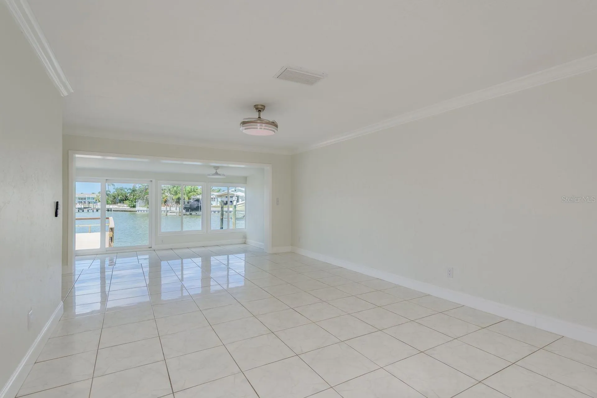 417 E Boca Ciega Point Boulevard N St Petersburg FL 33708