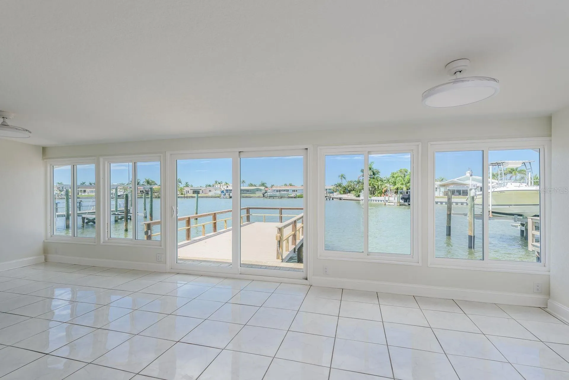 417 E Boca Ciega Point Boulevard N St Petersburg FL 33708