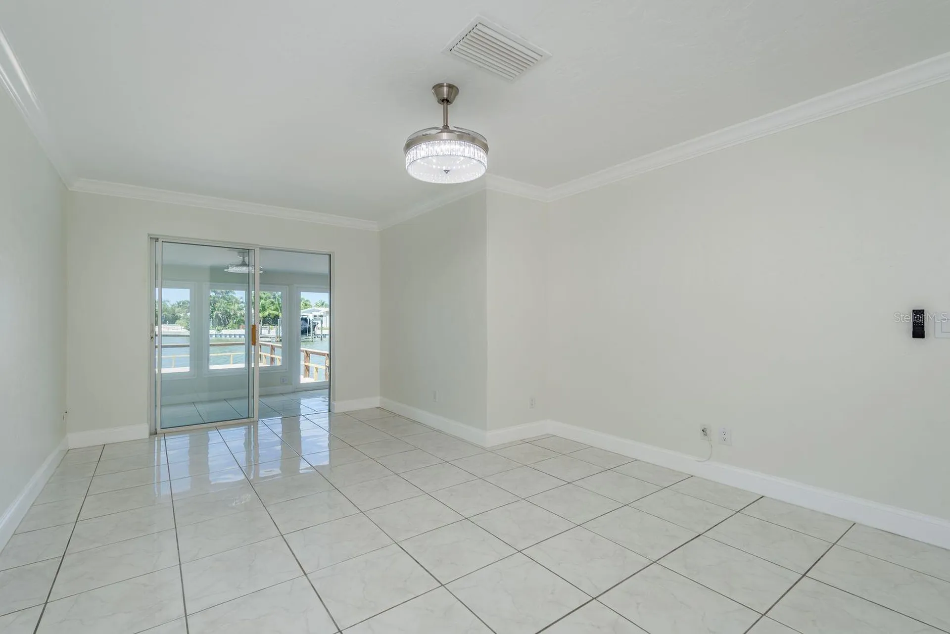 417 E Boca Ciega Point Boulevard N St Petersburg FL 33708