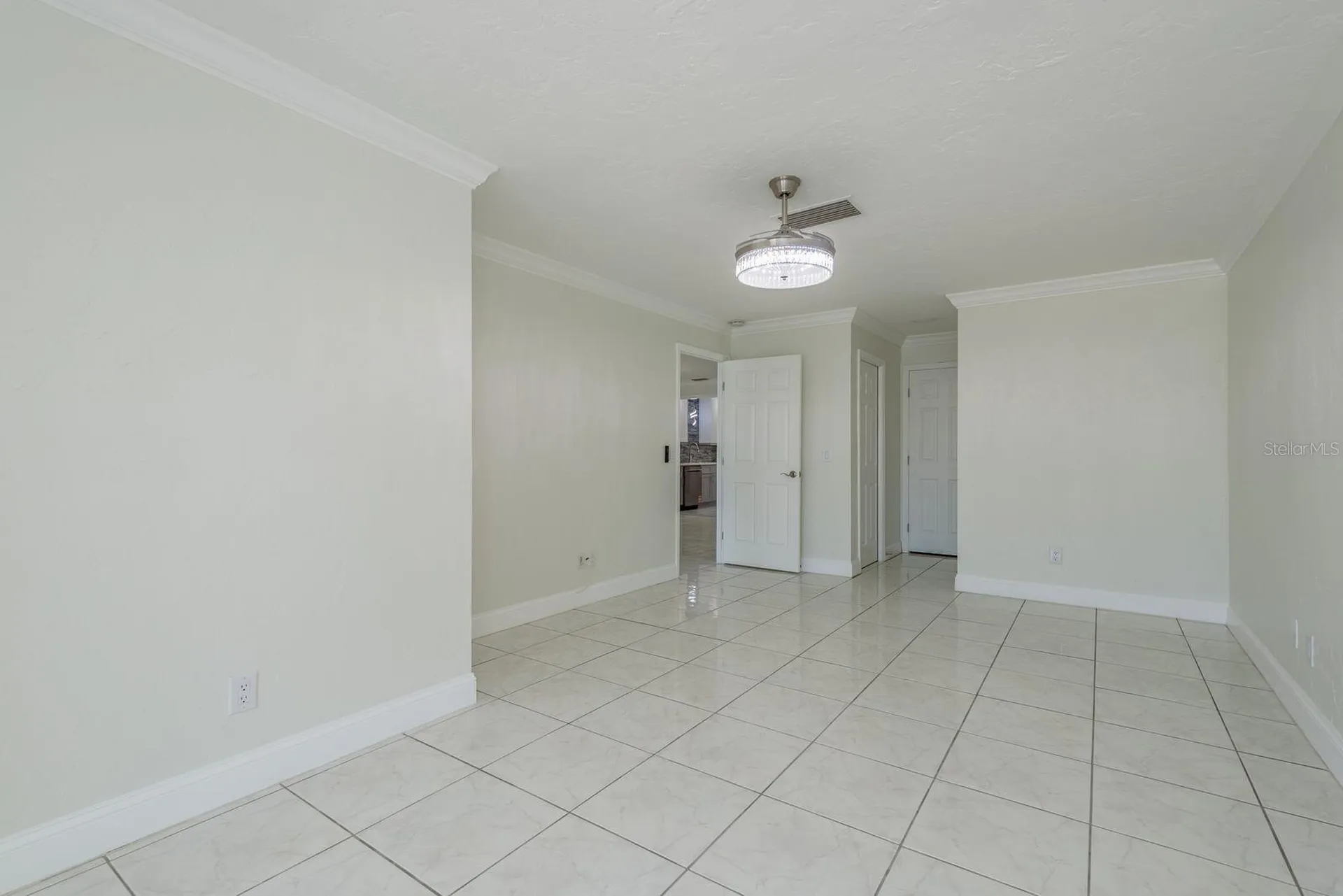 417 E Boca Ciega Point Boulevard N St Petersburg FL 33708