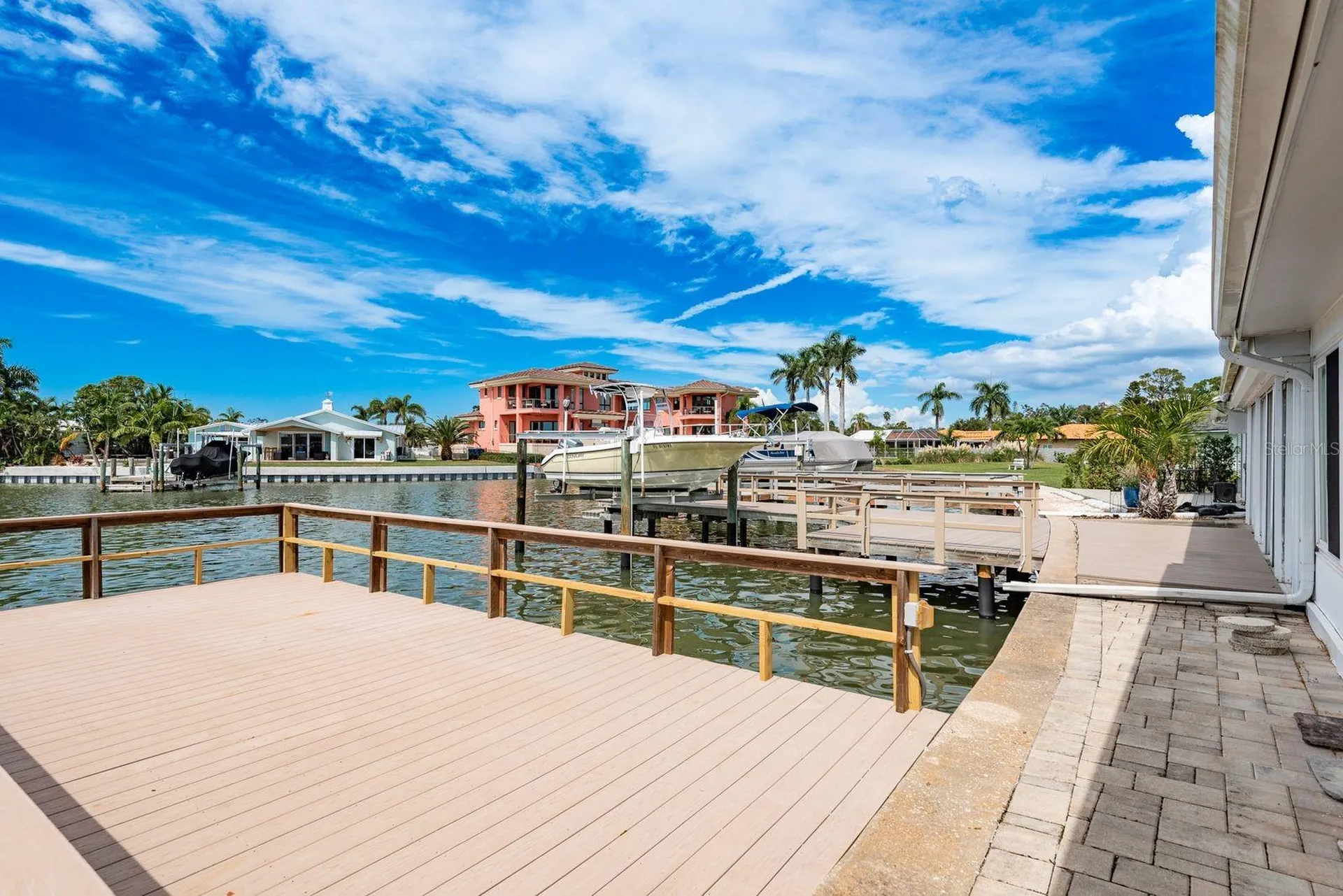 417 E Boca Ciega Point Boulevard N St Petersburg FL 33708