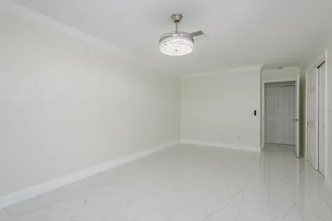 417 E Boca Ciega Point Boulevard N St Petersburg FL 33708