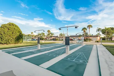 417 E Boca Ciega Point Boulevard N St Petersburg FL 33708