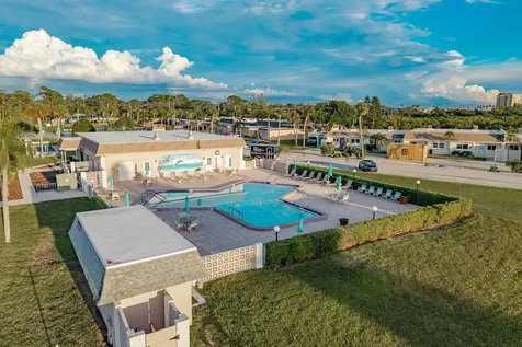417 E Boca Ciega Point Boulevard N St Petersburg FL 33708