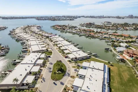 417 E Boca Ciega Point Boulevard N St Petersburg FL 33708