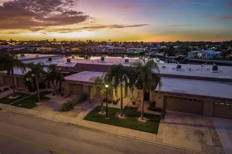 417 E Boca Ciega Point Boulevard N St Petersburg FL 33708