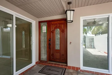 417 E Boca Ciega Point Boulevard N St Petersburg FL 33708
