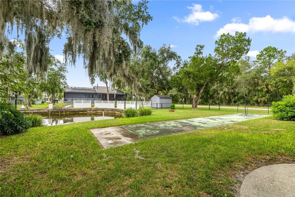 11370 W State Park Street Crystal River FL 34428