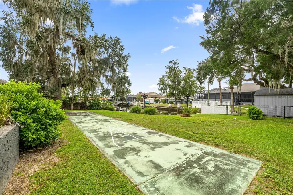 11370 W State Park Street Crystal River FL 34428
