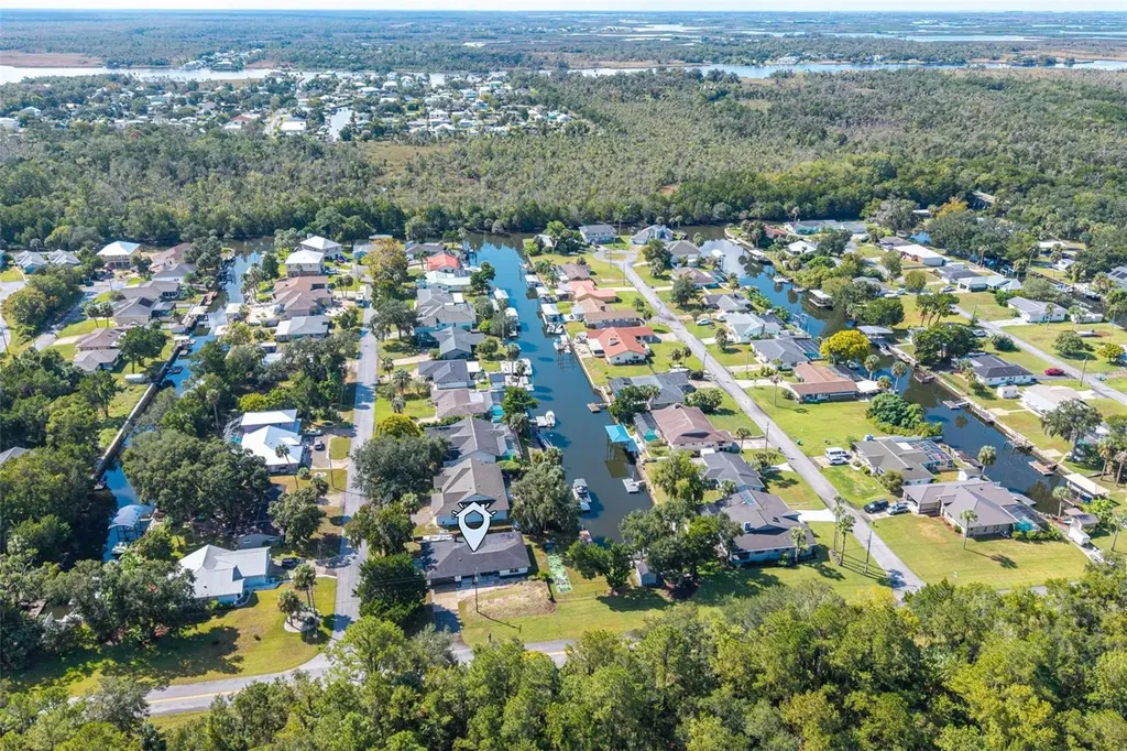 11370 W State Park Street Crystal River FL 34428