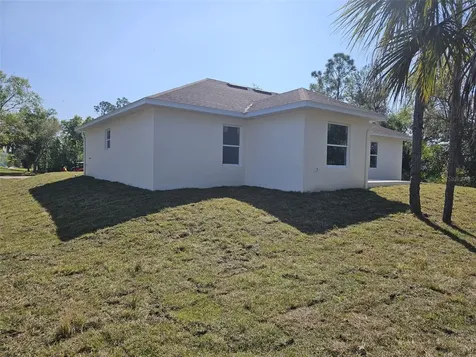 22499 Bradford Avenue Port Charlotte FL 33952
