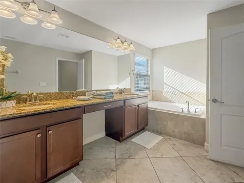 2942 Buccaneer Palm Road Kissimmee FL 34747