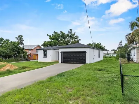 413 E Main Street Avon Park FL 33825