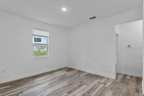 413 E Main Street Avon Park FL 33825