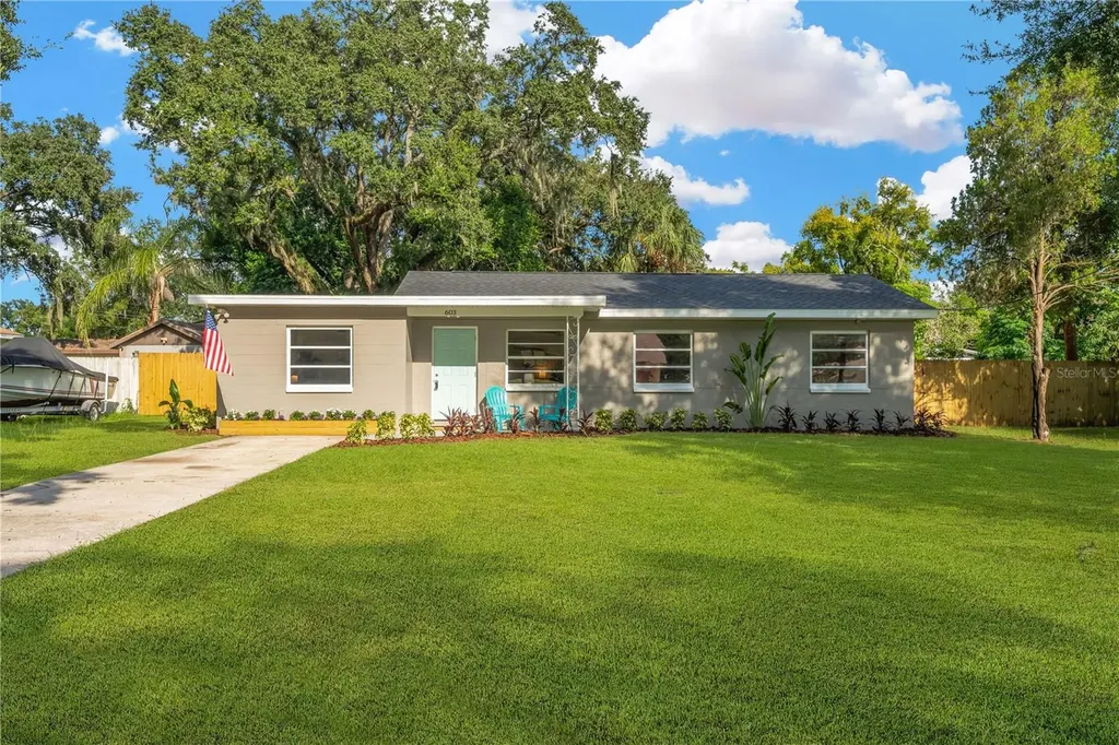 603 Clay Court Brandon FL 33510