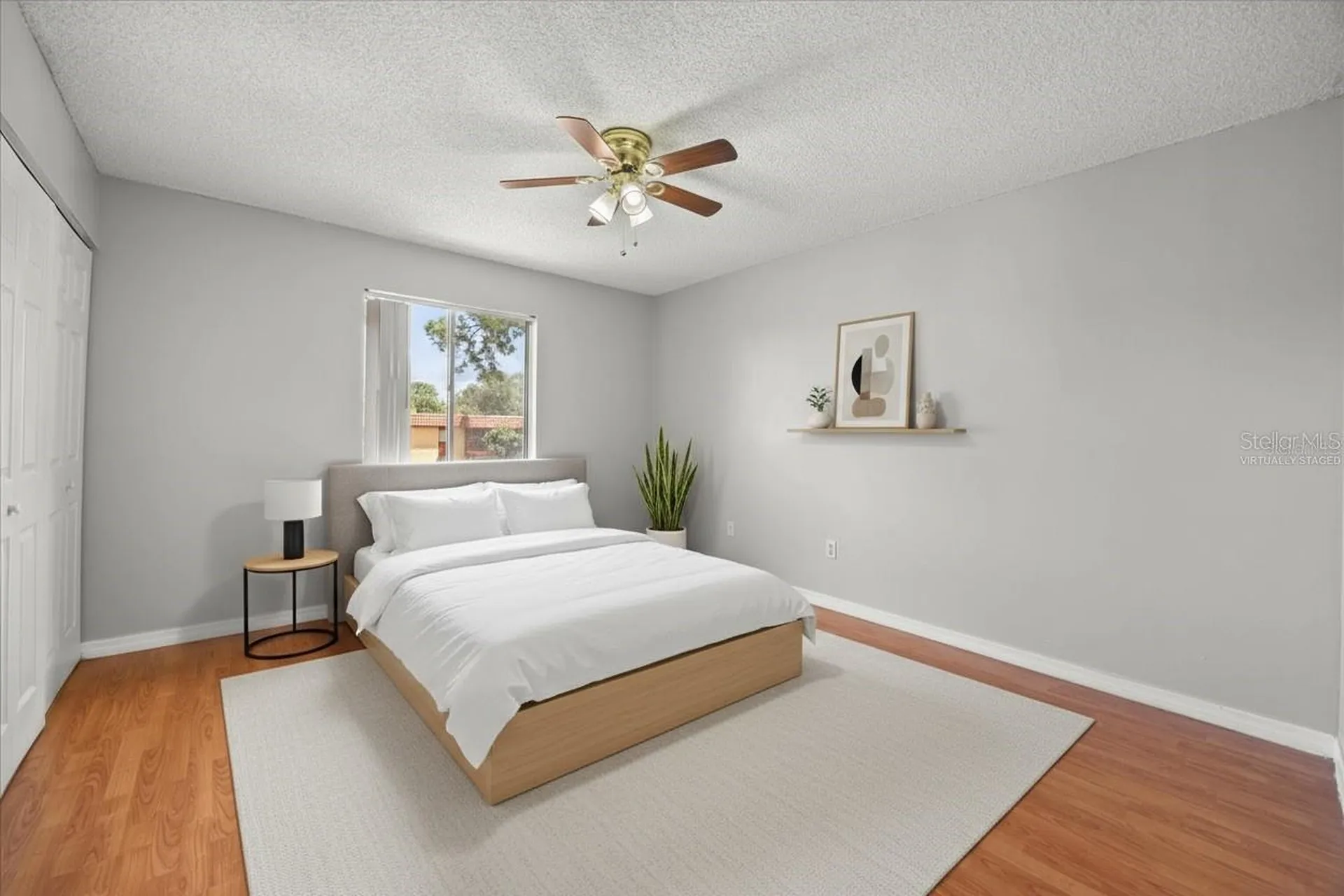 2858 N Powers Drive Orlando FL 32818