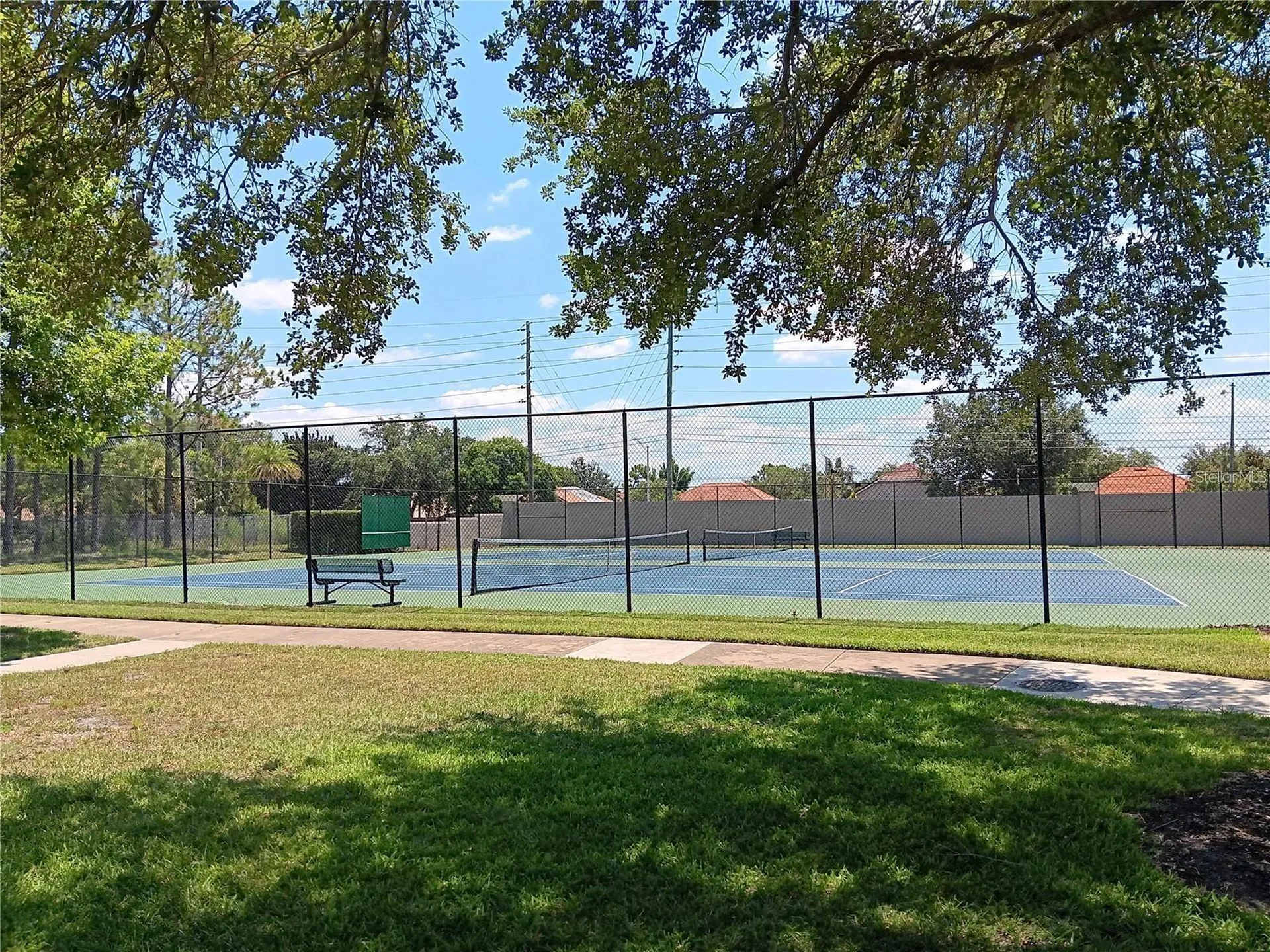 2858 N Powers Drive Orlando FL 32818