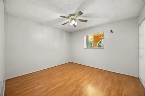 2858 N Powers Drive Orlando FL 32818