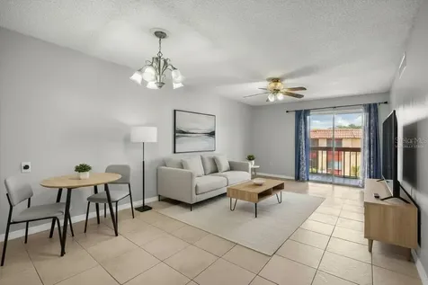 2858 N Powers Drive Orlando FL 32818