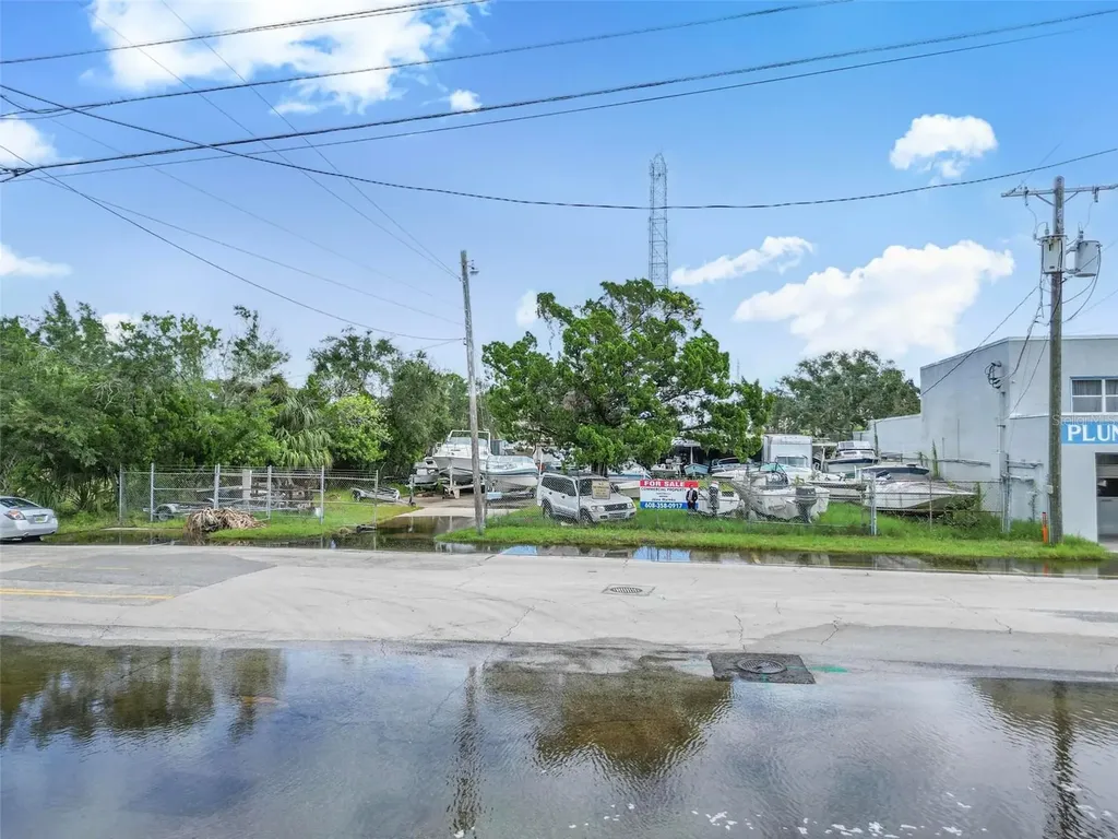 801 N Beach Street Daytona Beach FL 32114