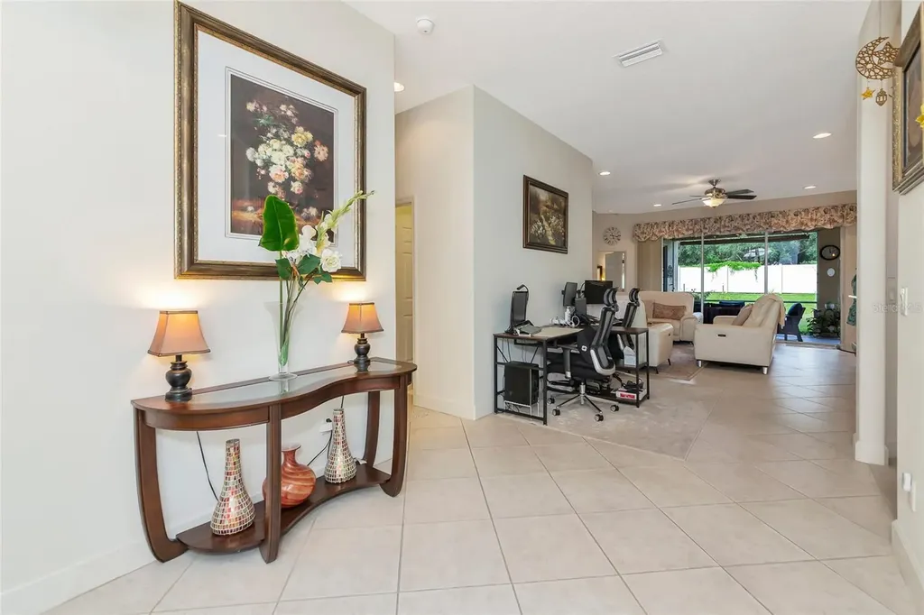 6841 74th Street Circle E Bradenton FL 34203