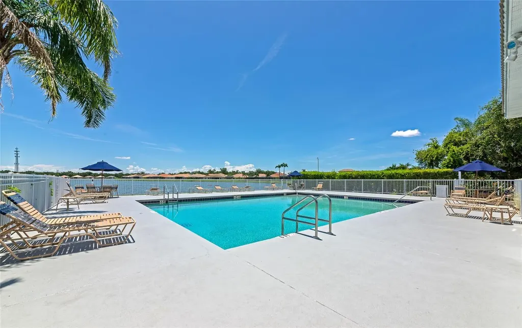 6841 74th Street Circle E Bradenton FL 34203
