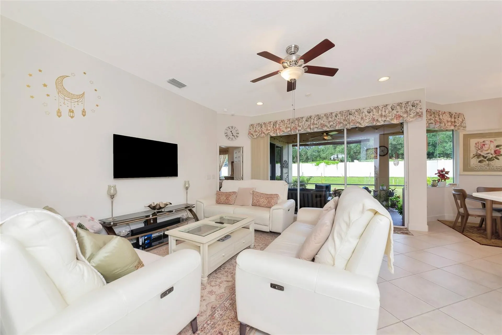 6841 74th Street Circle E Bradenton FL 34203