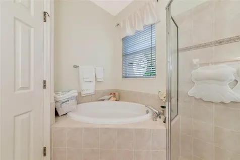 6841 74th Street Circle E Bradenton FL 34203