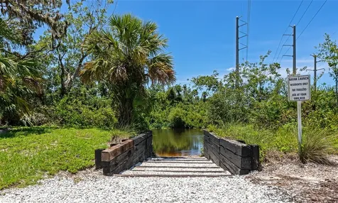 6841 74th Street Circle E Bradenton FL 34203