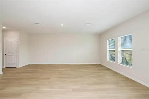 37018 Sagemoor Drive Zephyrhills FL 33541
