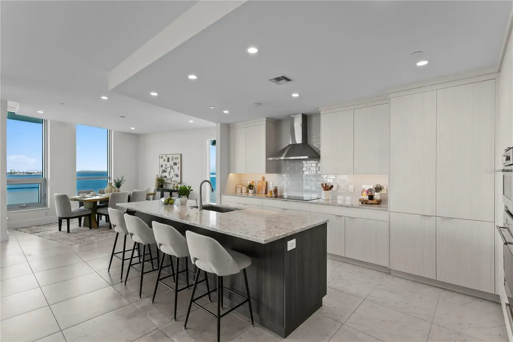 3401 Bayshore Boulevard Tampa FL 33629