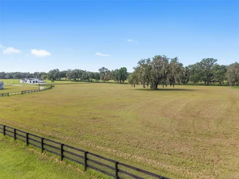 15224 NW 56th Court Road Reddick FL 32686