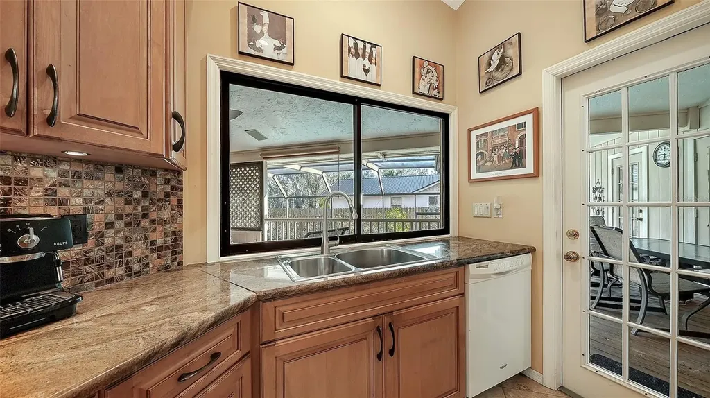4390 Woodview Drive Sarasota FL 34232