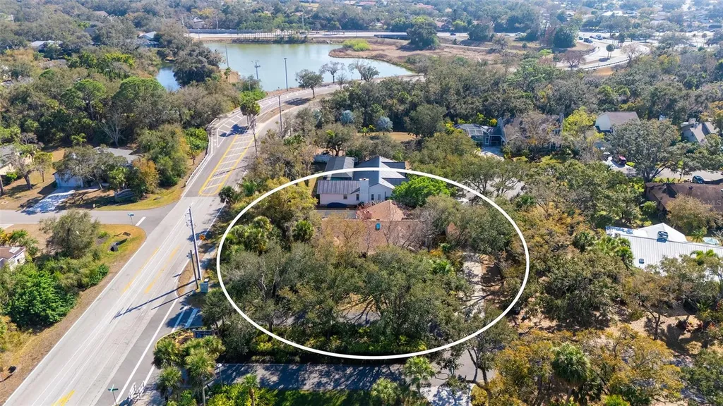 4390 Woodview Drive Sarasota FL 34232