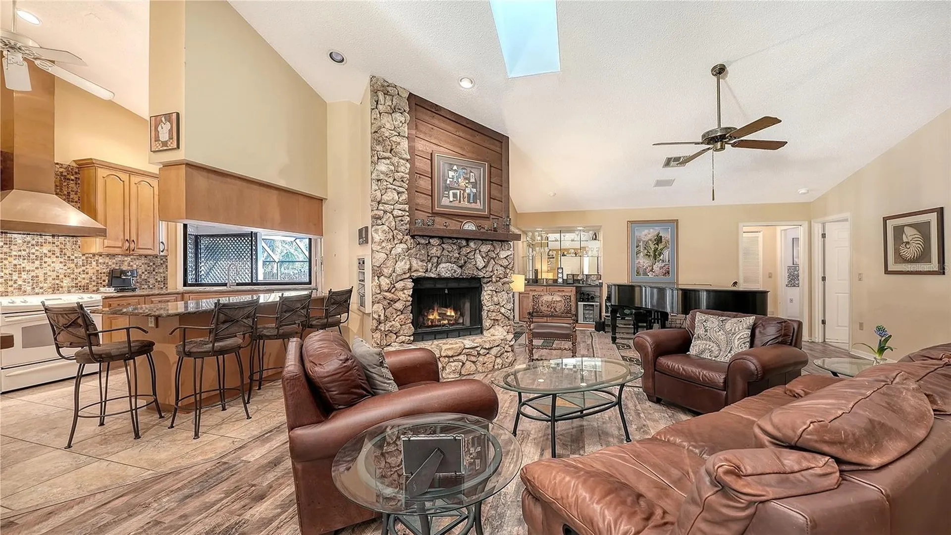 4390 Woodview Drive Sarasota FL 34232