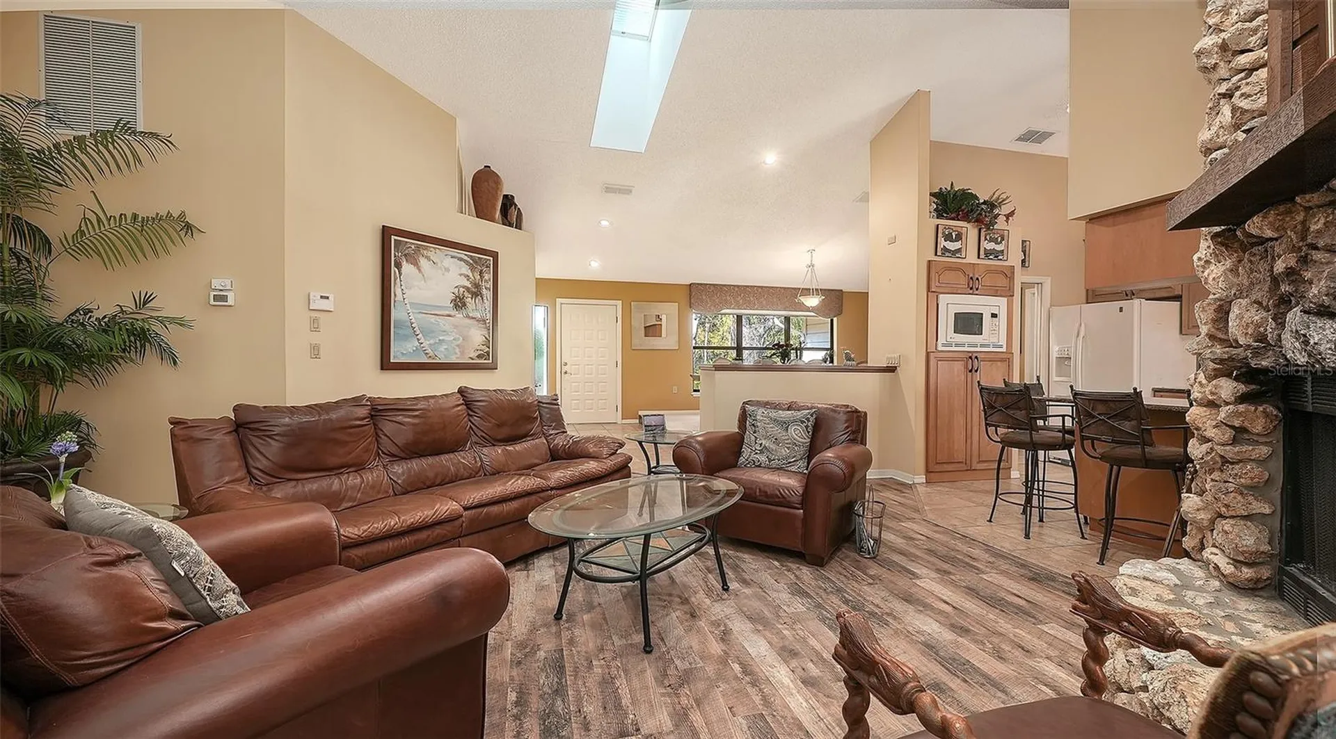4390 Woodview Drive Sarasota FL 34232