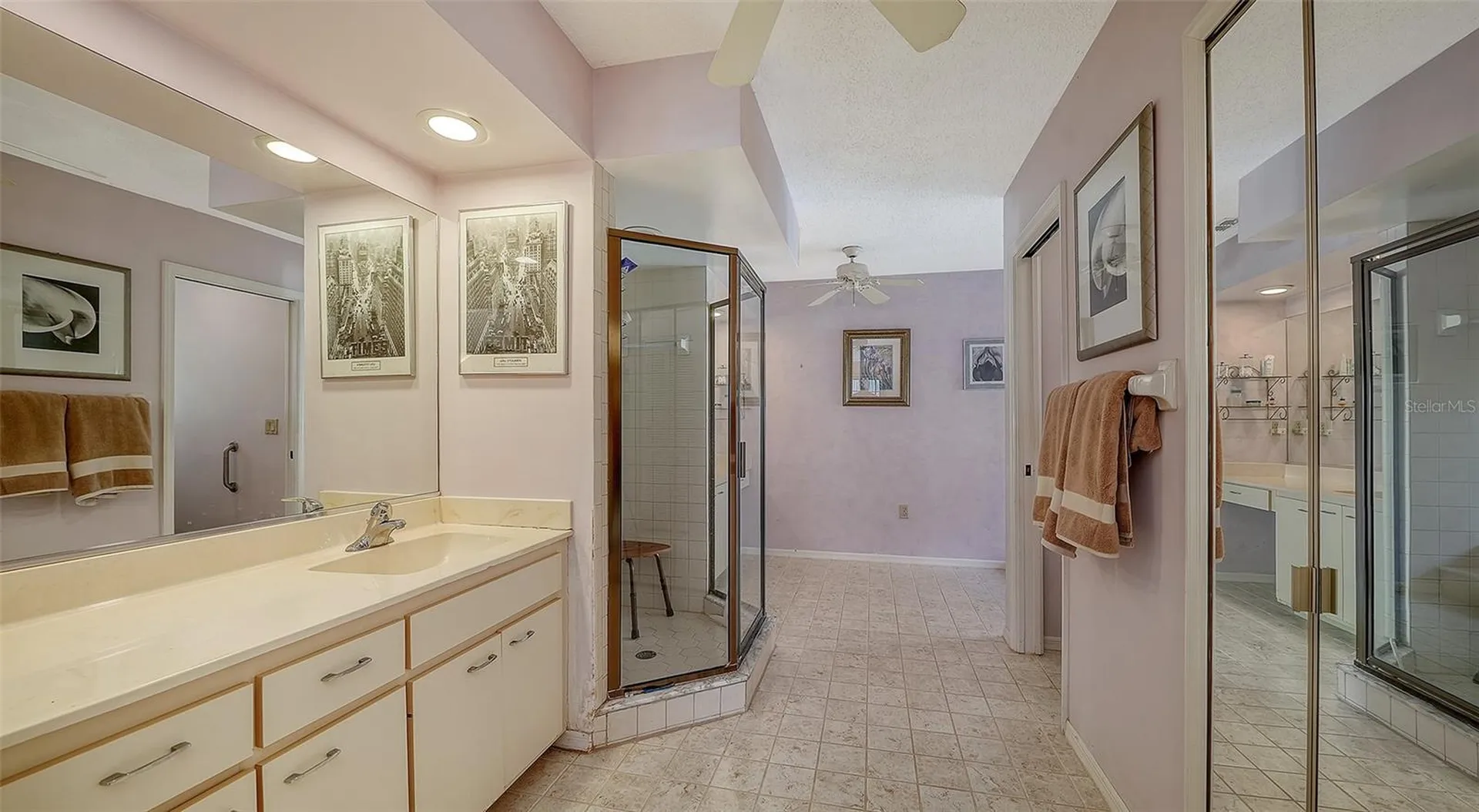 4390 Woodview Drive Sarasota FL 34232