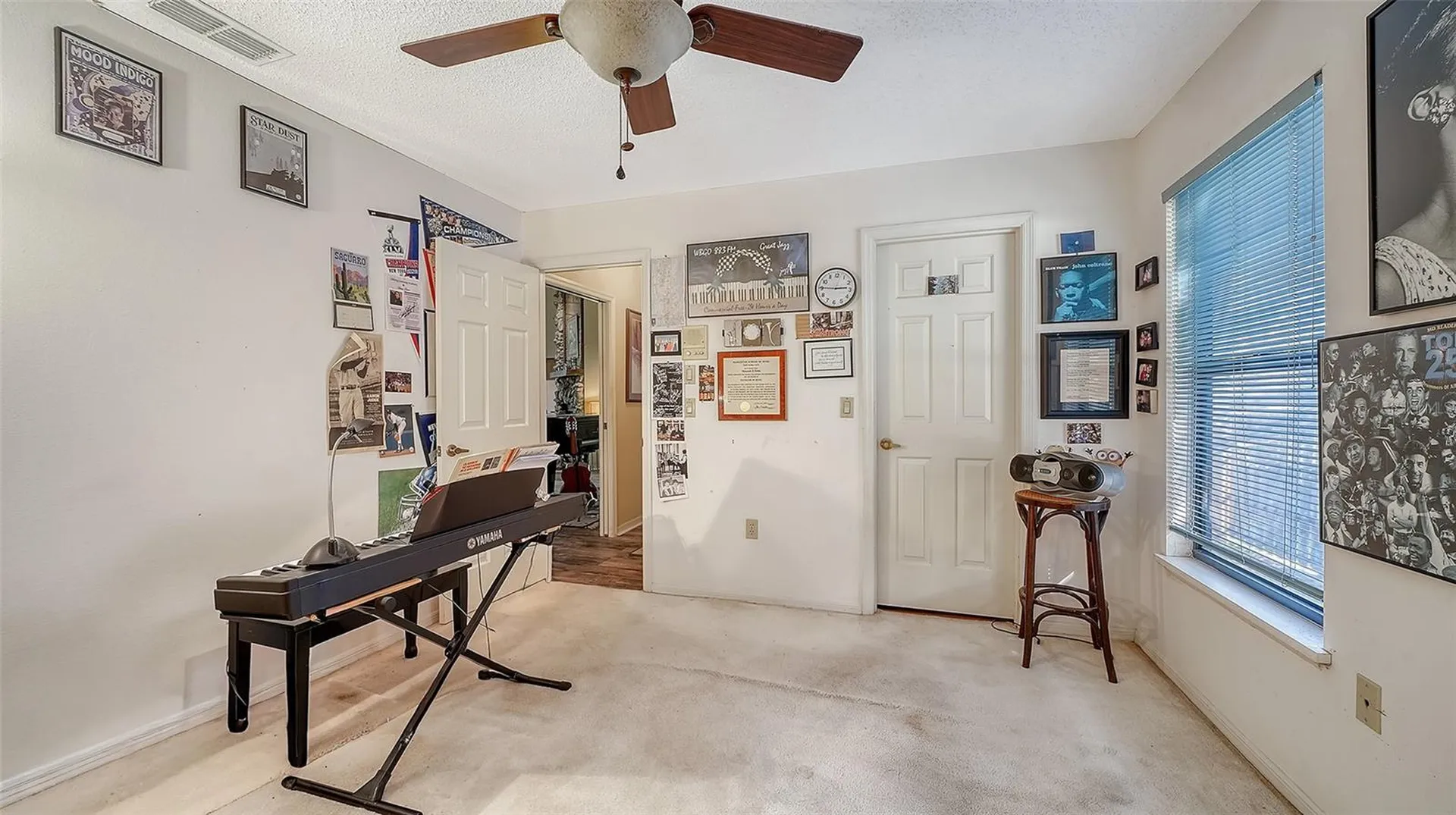 4390 Woodview Drive Sarasota FL 34232