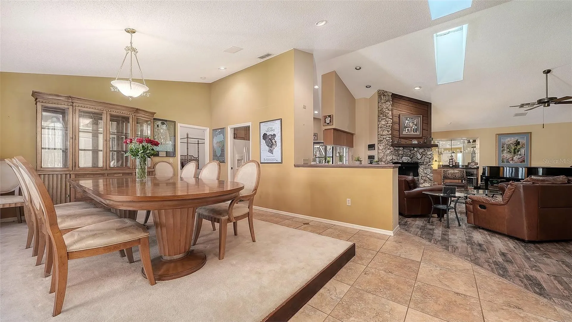 4390 Woodview Drive Sarasota FL 34232