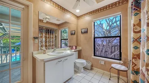 4390 Woodview Drive Sarasota FL 34232