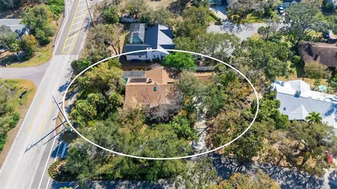 4390 Woodview Drive Sarasota FL 34232