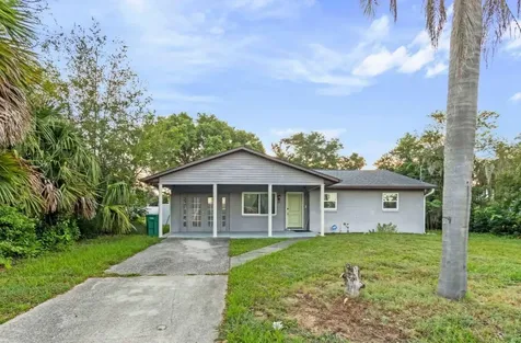 1111 South Street Eustis FL 32726