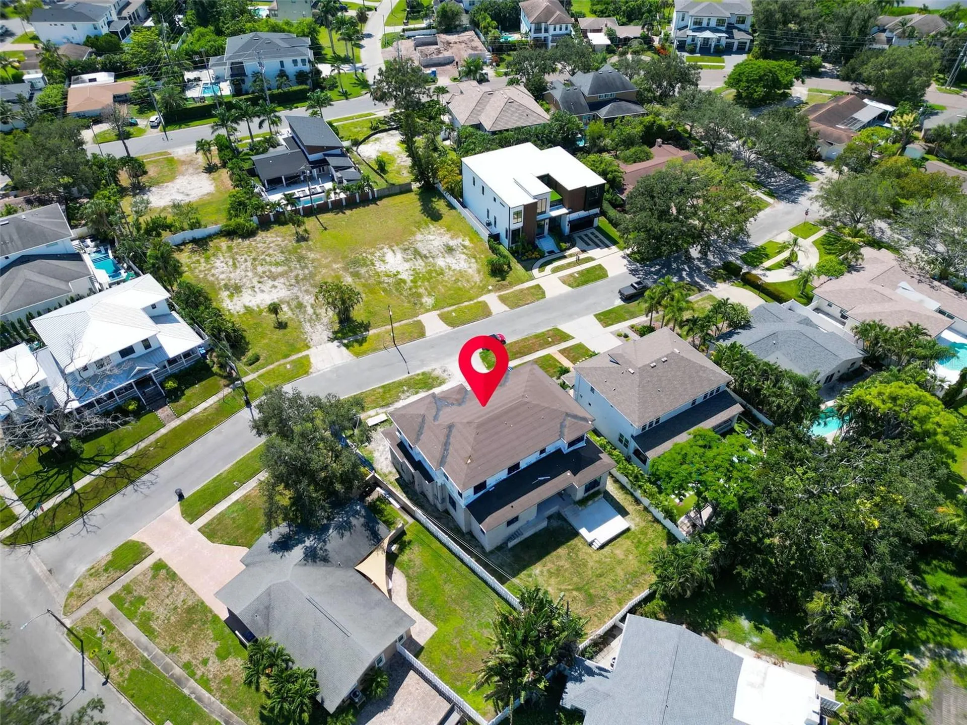 609 Alda Way NE St Petersburg FL 33704