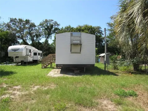1950 SE 185th Terrace Silver Springs FL 34488