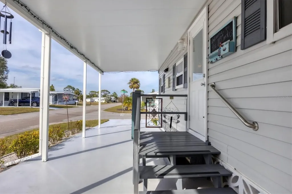 6401 Floral Court North Port FL 34287