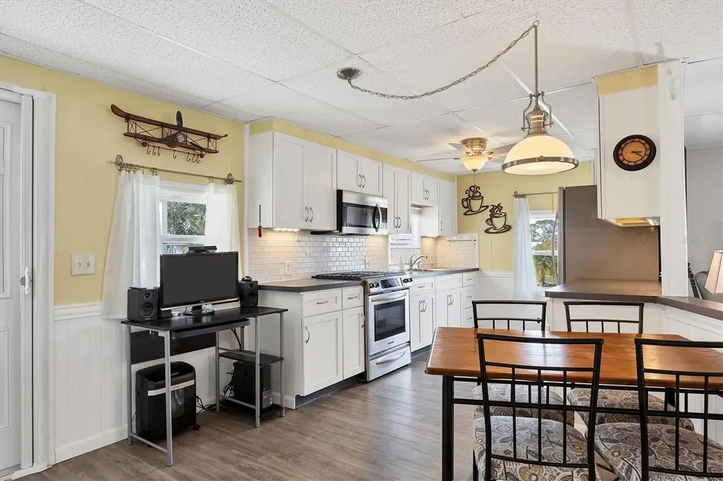 6401 Floral Court North Port FL 34287